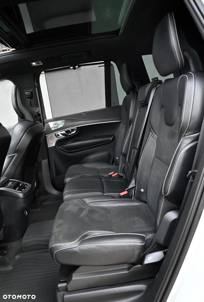 Volvo XC 90 T6 AWD Geartronic RDesign - 24