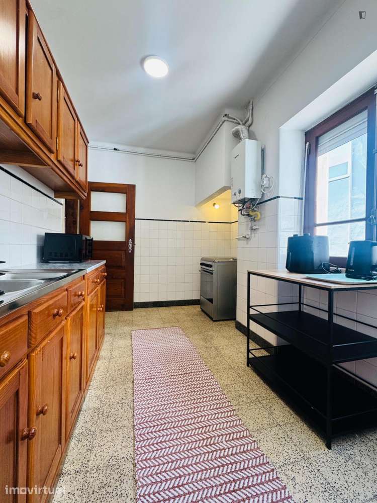 Quarto - localizado em Montes Claros Coimbra - Grande imagem: 5/8
