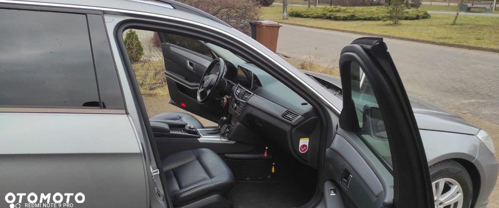 Mercedes-Benz Klasa E 200 CDI 7G-TRONIC Elegance - 29