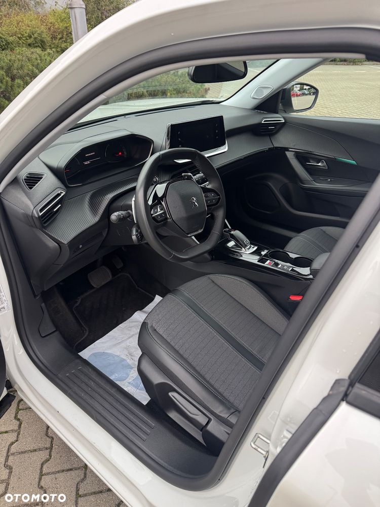 Peugeot 2008 1.5 BlueHDi Allure S&S EAT8 - 5