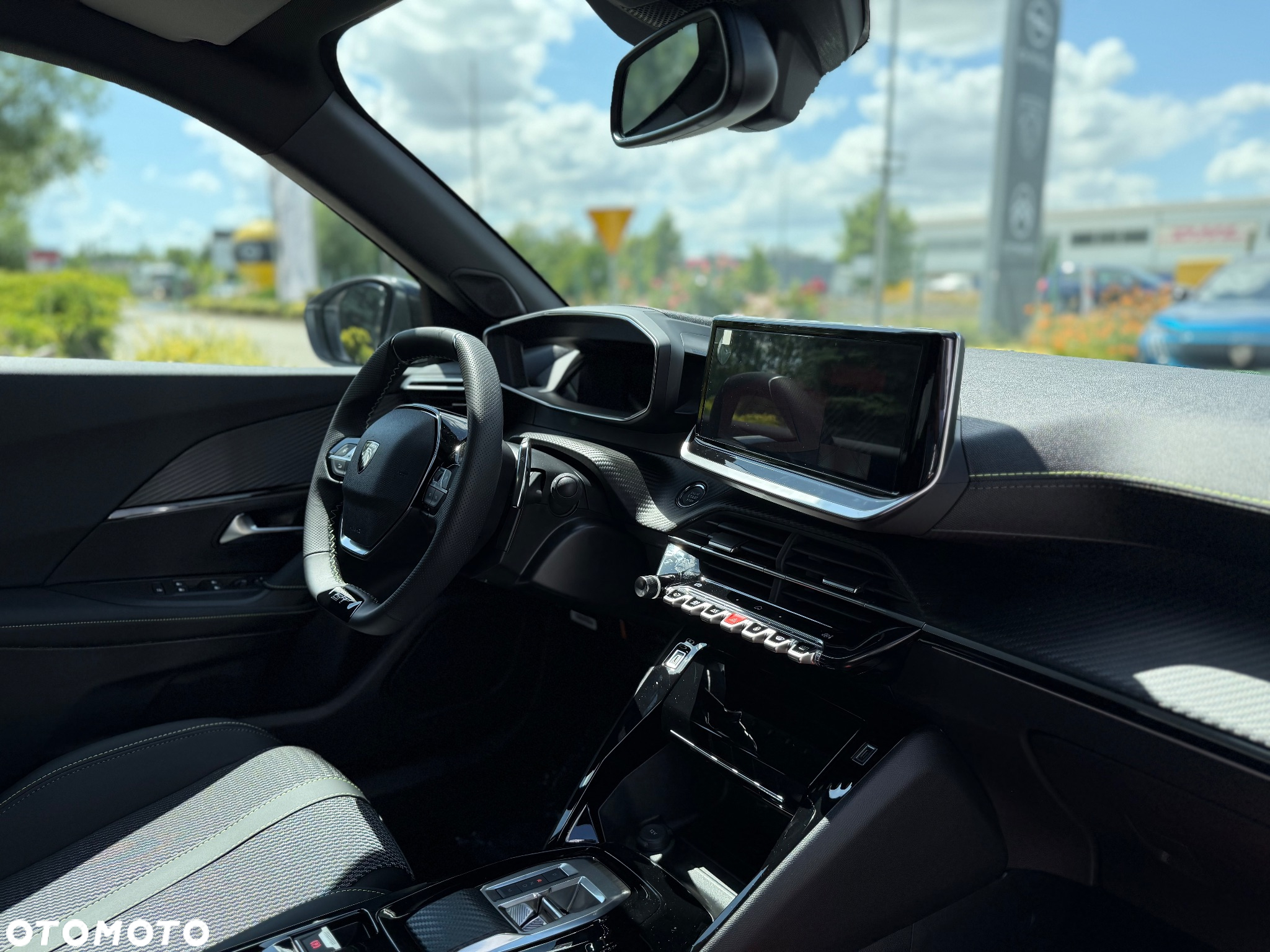 Peugeot 2008 PureTech mHEV Allure e-DCS6 - 21
