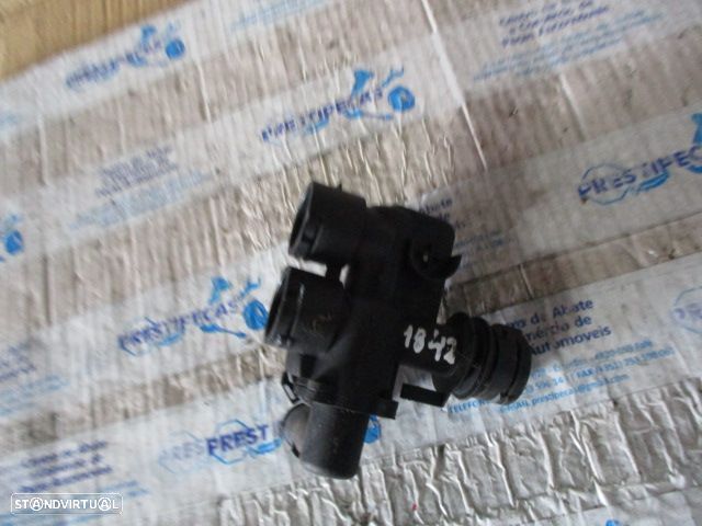 Valvula A2118320584 MERCEDES W211 2002 - 2