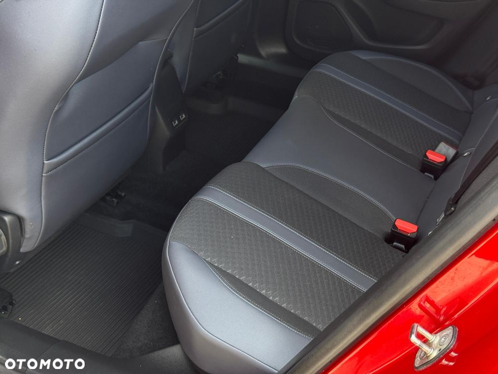 Peugeot 2008 1.2 PureTech Allure Pack S&S EAT8 - 17