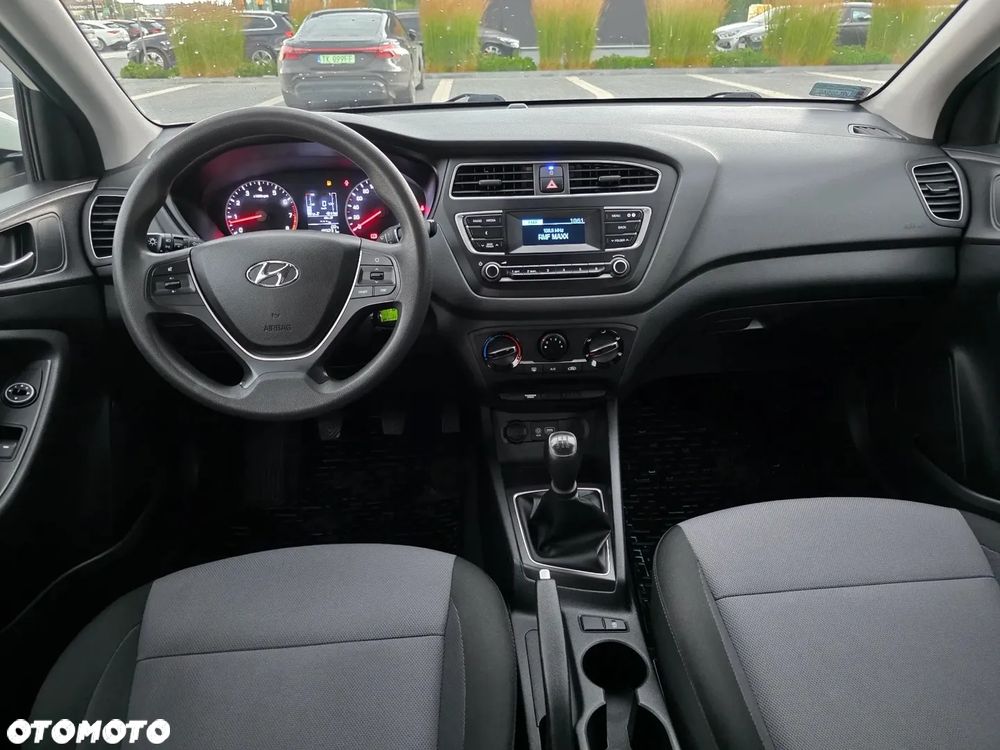 Hyundai i20 1.2 Comfort - 17