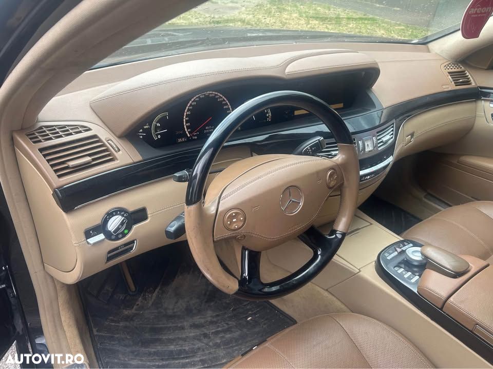 Mercedes-Benz S 500 4-Matic Aut - 8