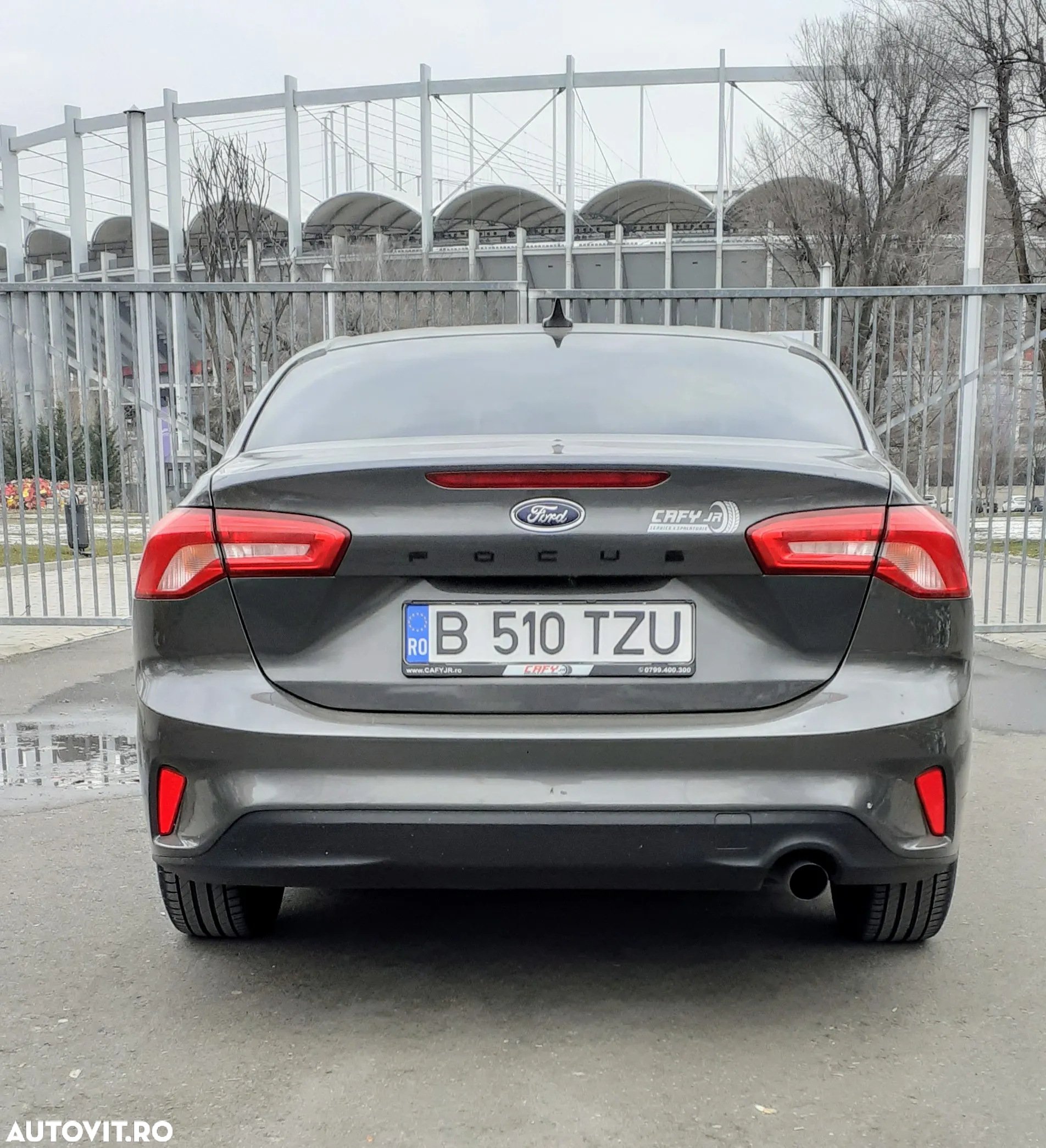 Ford Focus - 2