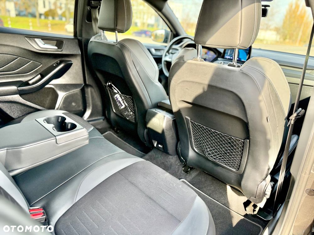 Ford Focus SW 2.0 EcoBlue ST - 24