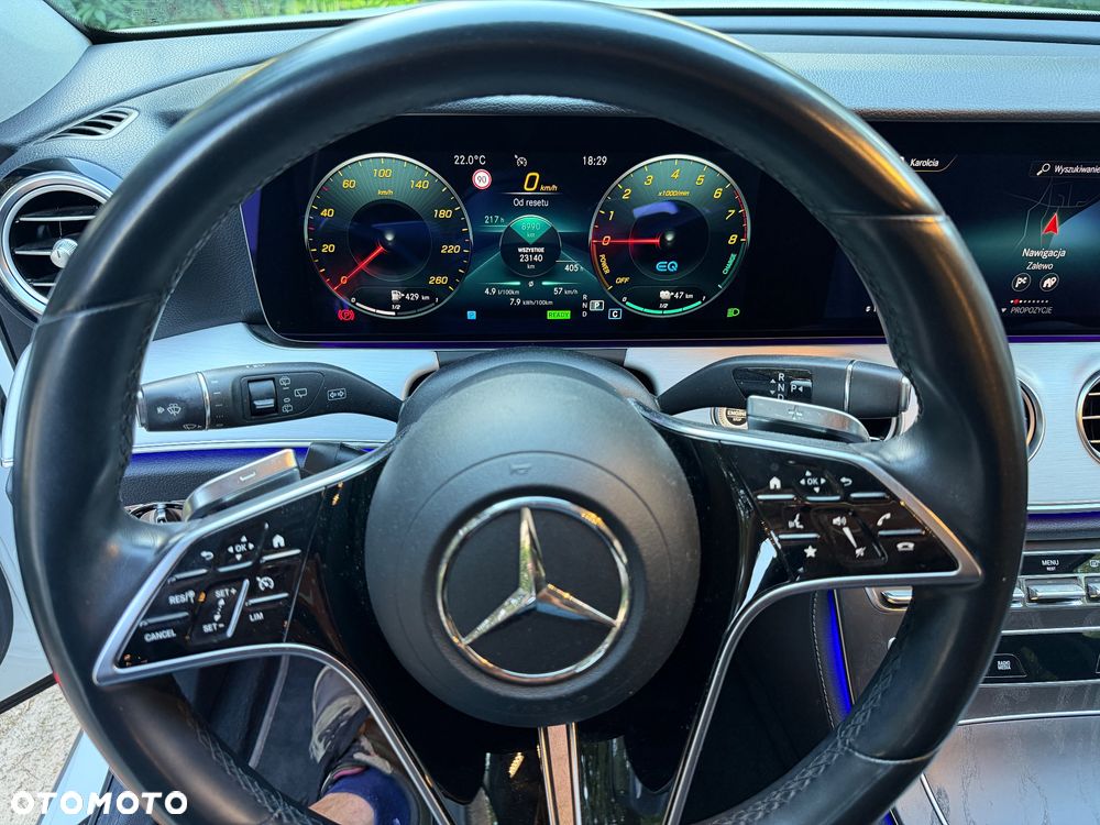 Mercedes-Benz Klasa E - 9