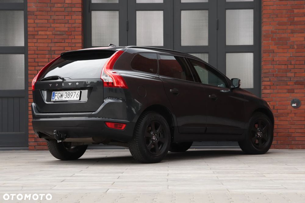 Volvo XC 60 D3 Momentum - 12