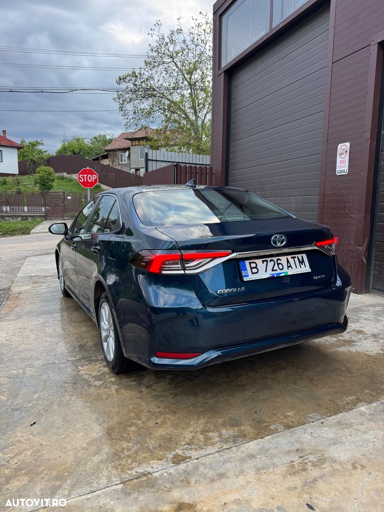 Toyota Corolla 1.8 HSD Business - 2