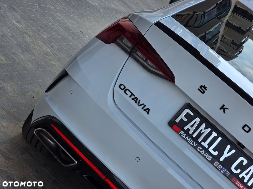 Skoda Octavia 2.0 TSI RS - 6