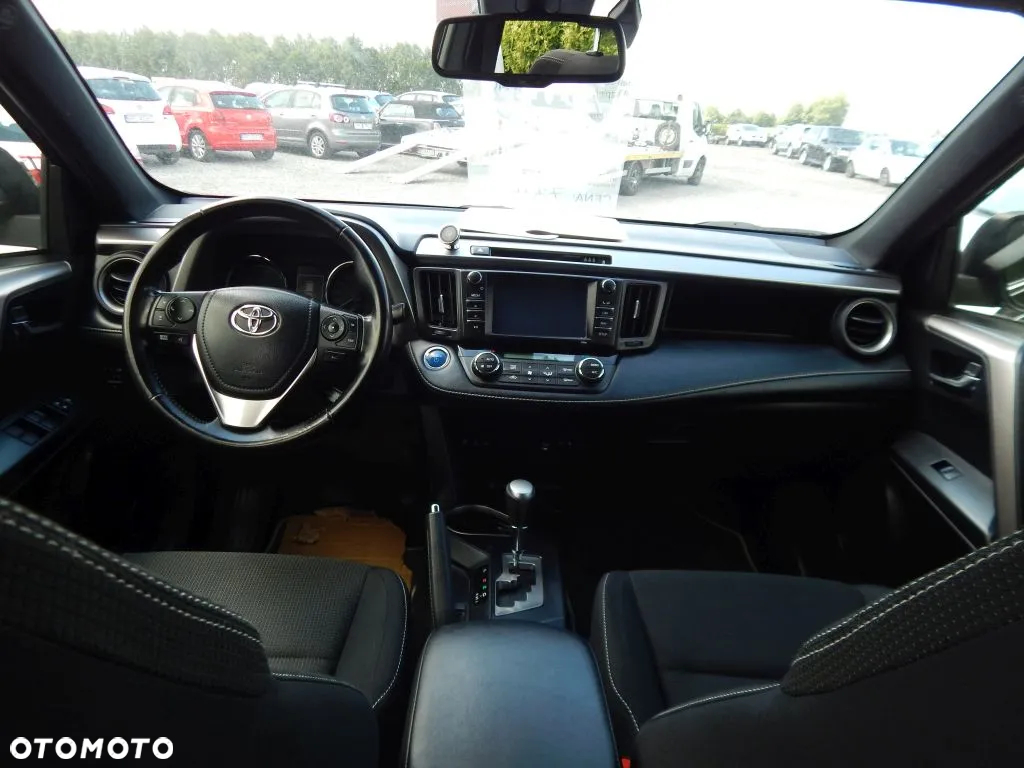 Toyota RAV4 Hybrid Platinum 4x4 - 11