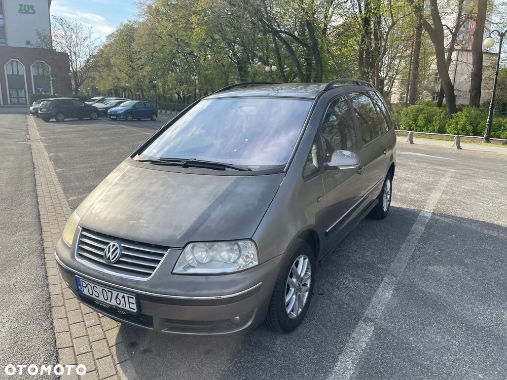 Volkswagen Sharan 1.9 TDI Comfortline Tiptr - 3