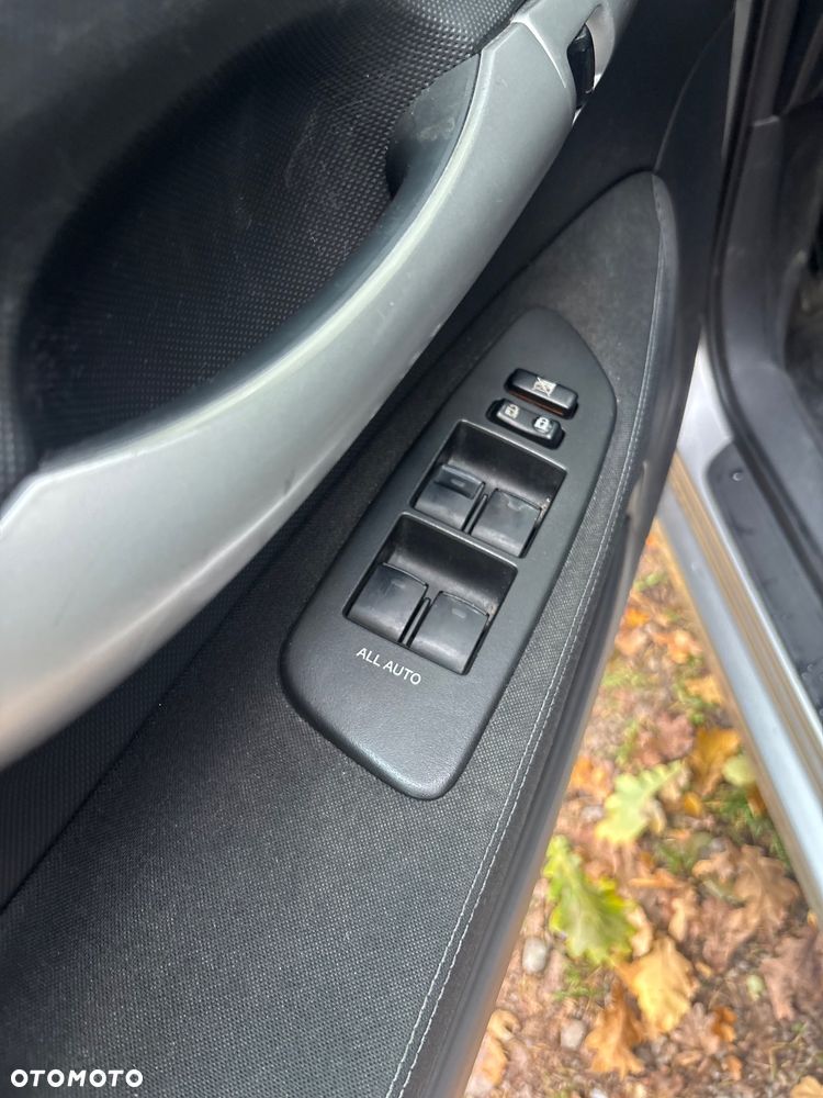 Toyota Auris 1.8 HSD Luna - 8