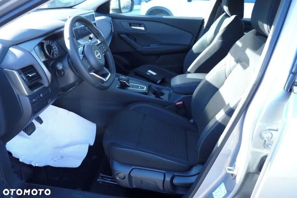 Nissan Qashqai 1.3 DIG-T mHEV Acenta Xtronic - 19