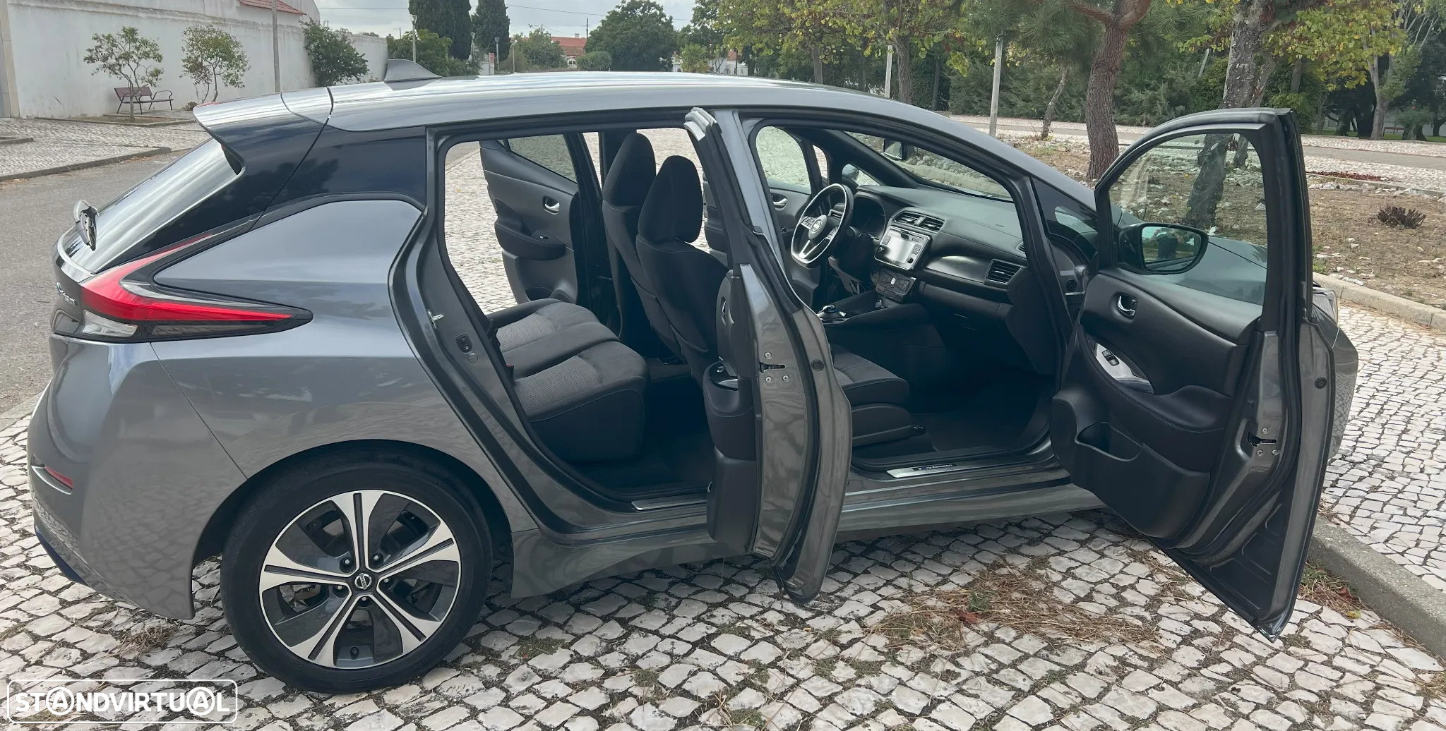 Nissan Leaf N-Connecta - 6