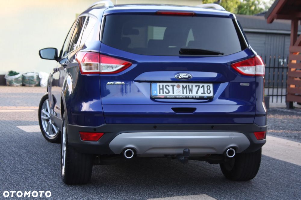 Ford Kuga 1.6 EcoBoost 2x4 Titanium - 6