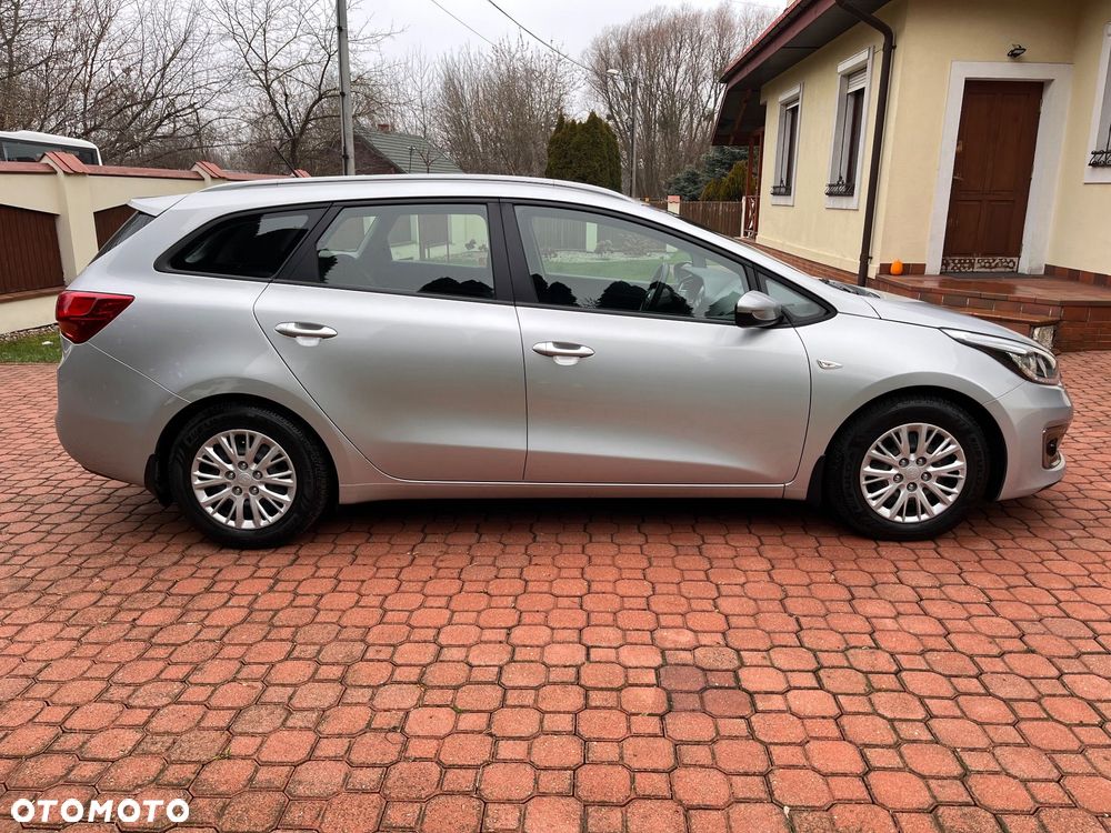 Kia Ceed 1.6 CRDi M - 6
