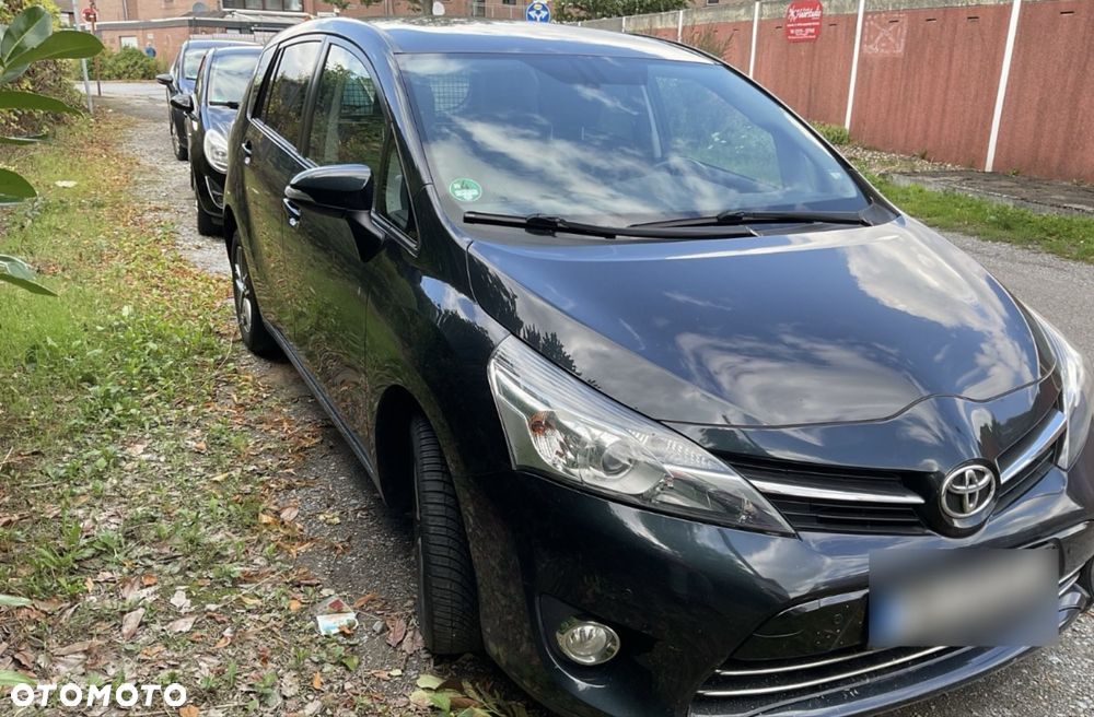 Toyota Verso - 1
