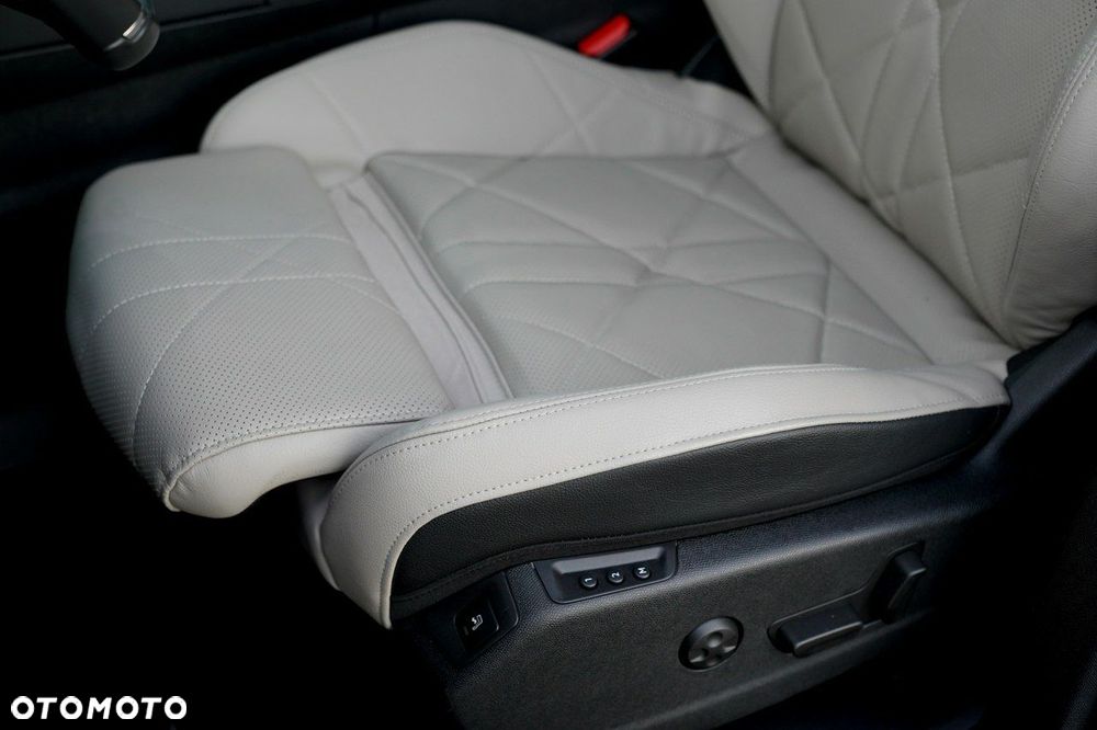 DS Automobiles DS 7 Crossback - 17