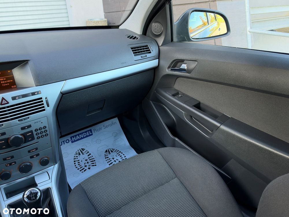 Opel Astra - 30
