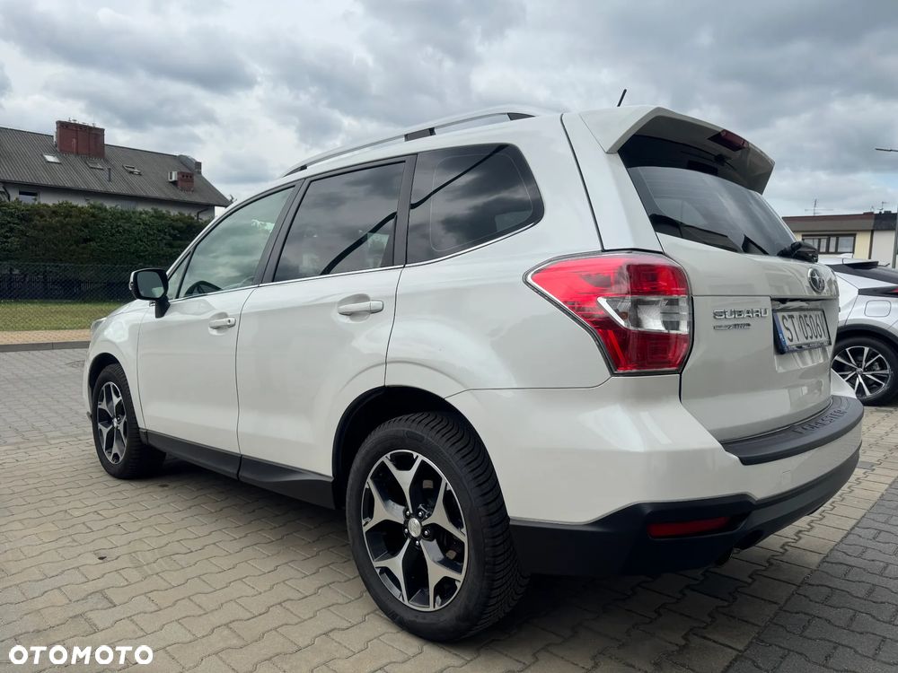 Subaru Forester 2.0XT Comfort Lineartronic - 9