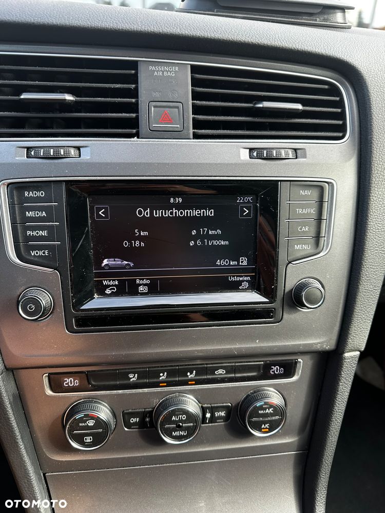 Volkswagen Golf - 12