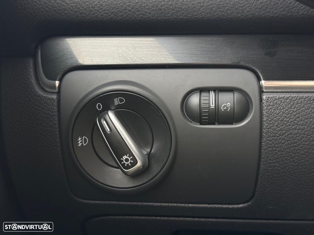 VW Golf - 11