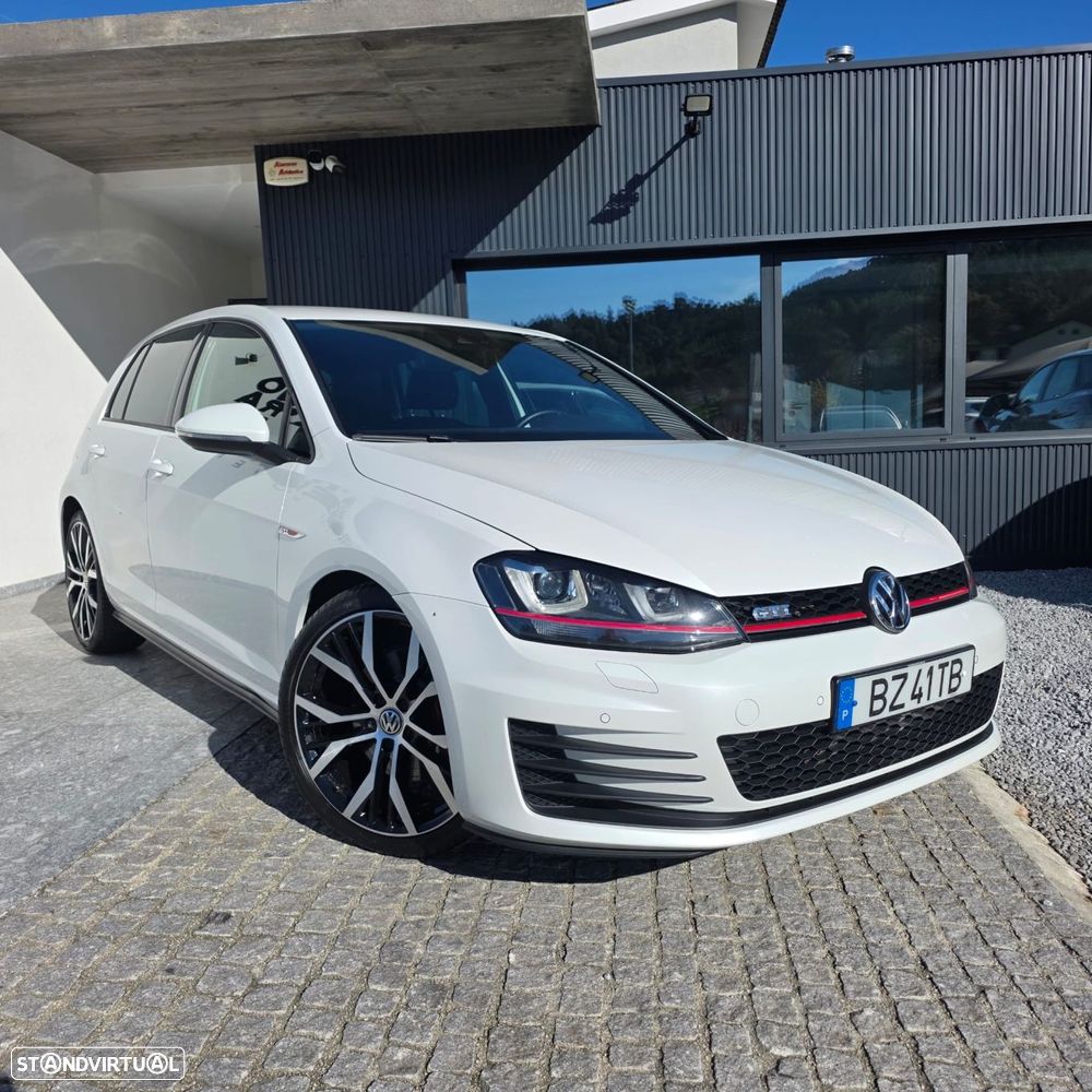 VW Golf 2.0 TSi GTi DSG - 4
