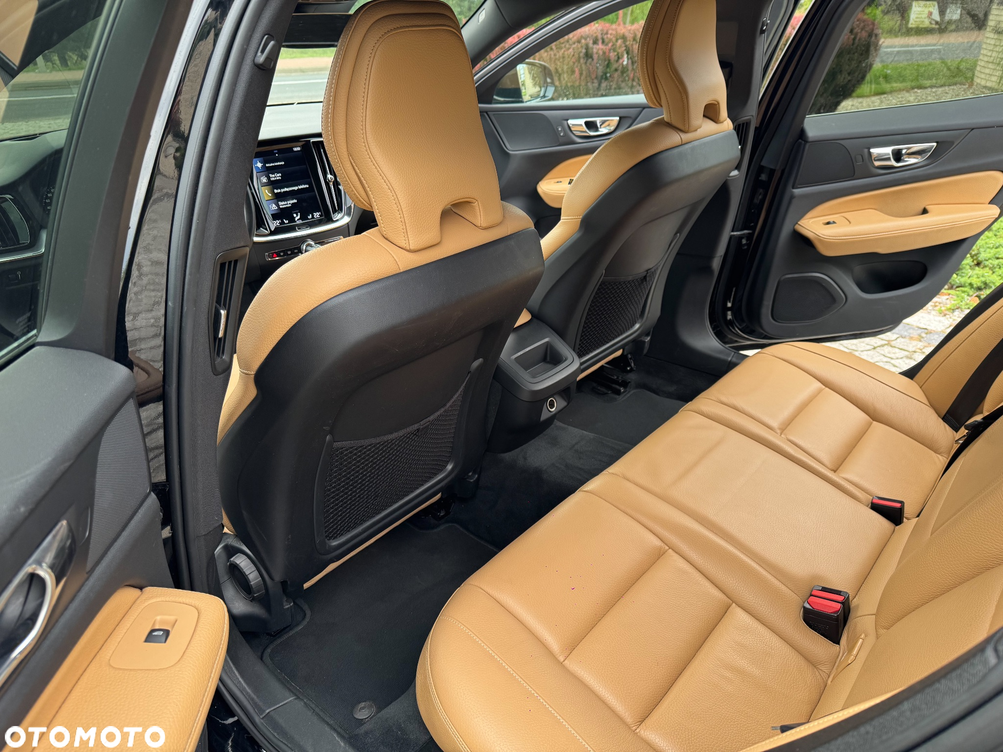 Volvo V60 D4 Momentum Pro - 27
