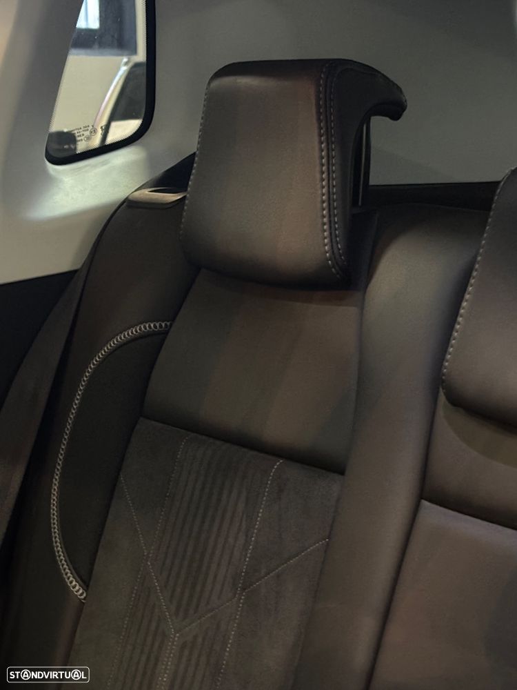 Peugeot 2008 PureTech 110 Stop&Start EAT6 Crossway - 40