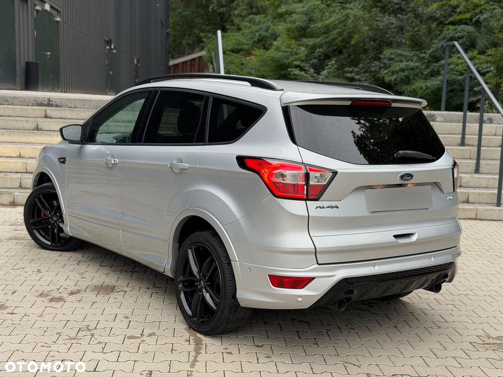Ford Kuga 2.0 TDCi 4x4 ST-Line - 13