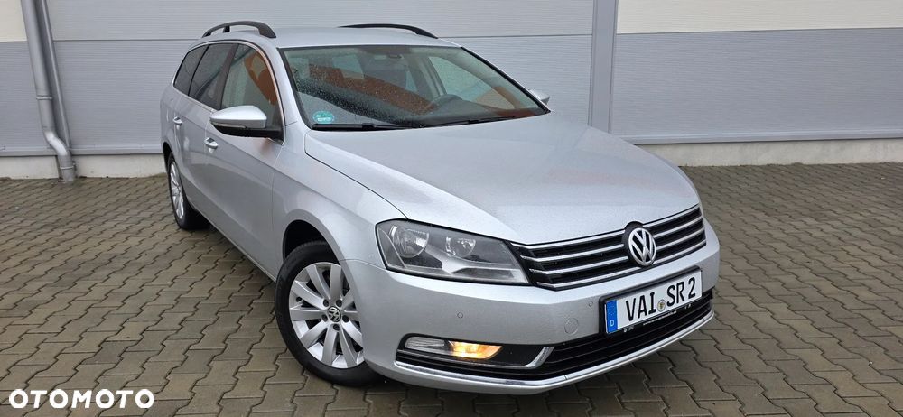 Volkswagen Passat 2.0 TDI Comfortline - 16