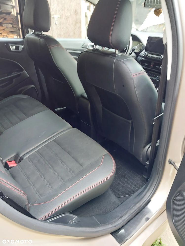 Ford EcoSport - 17