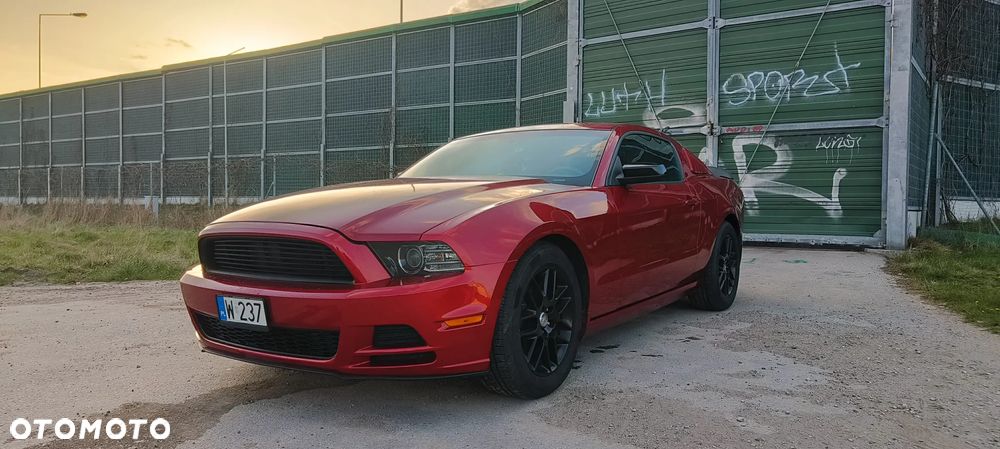 Ford Mustang 3.7 V6 - 1