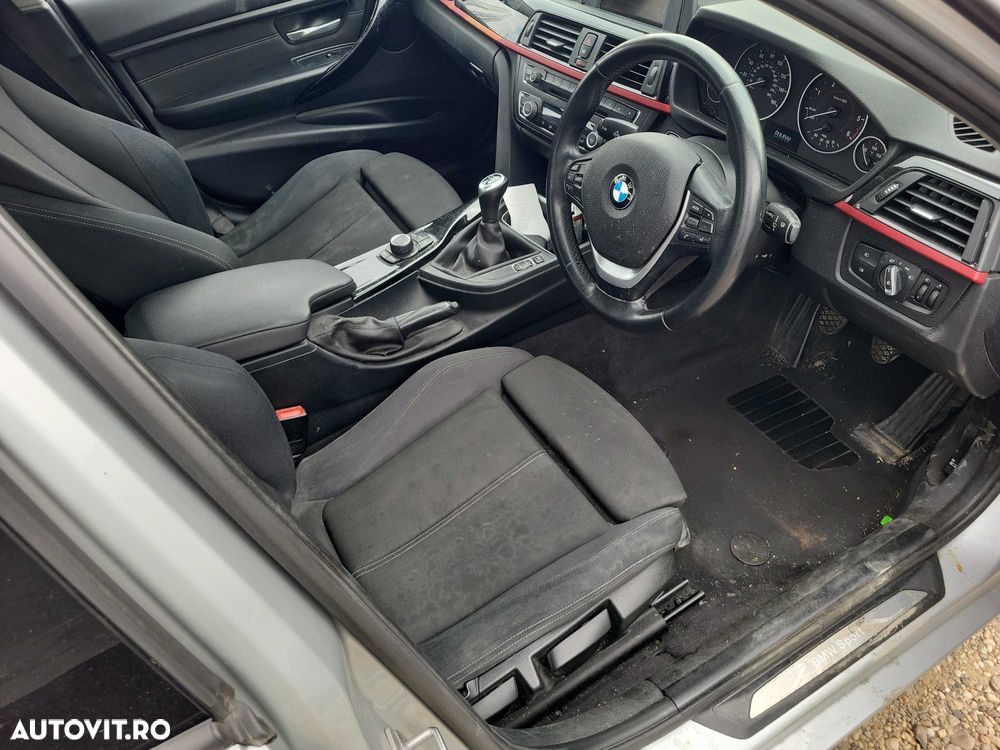 Tragar,calandru bmw f30 Piese Dezmembrez Dezmembrari BMW F30 - 5