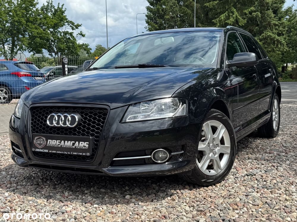 Audi A3 Sportback - 2
