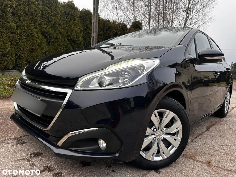 Peugeot 208 - 3