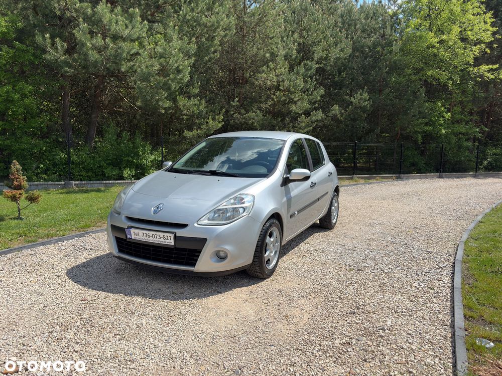 Renault Clio - 1