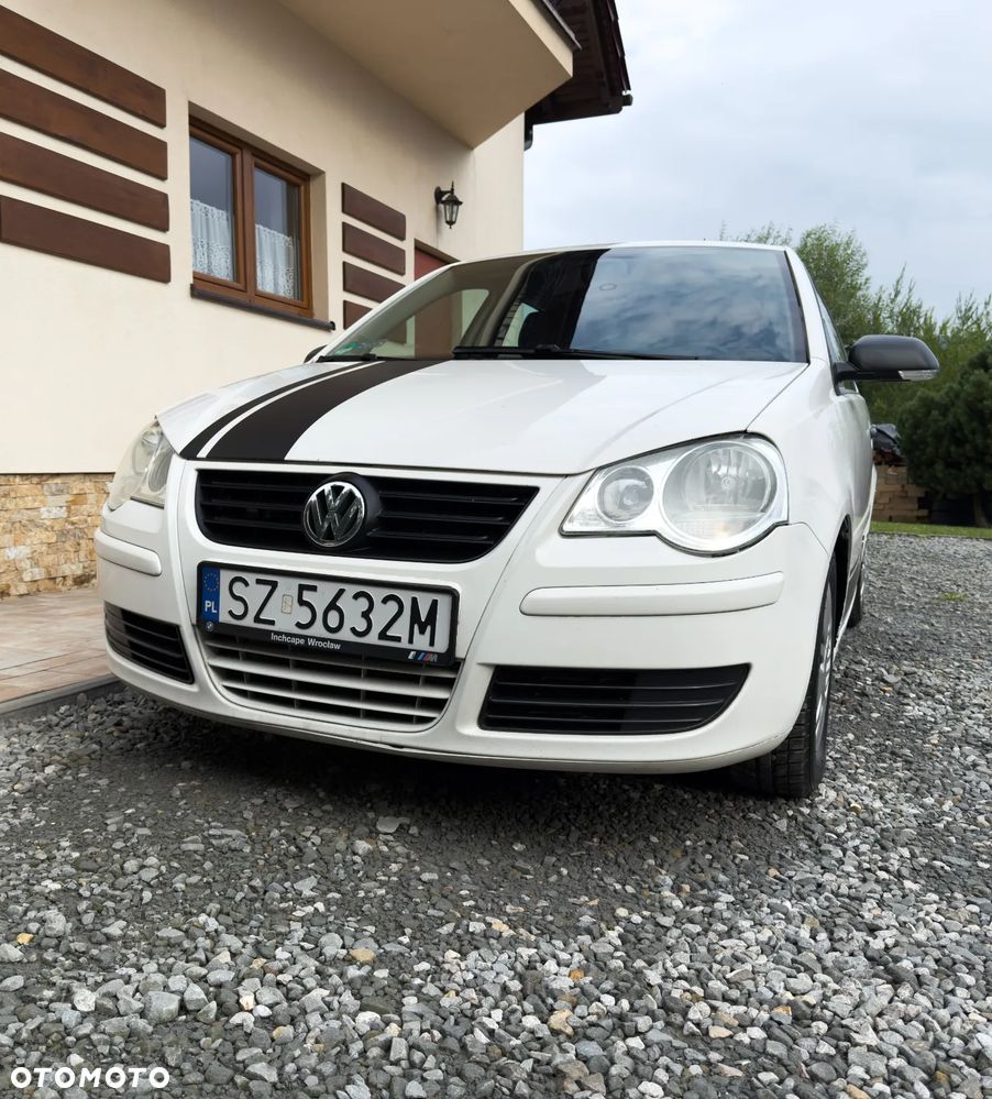 Volkswagen Polo 1.4 16V Trendline - 2