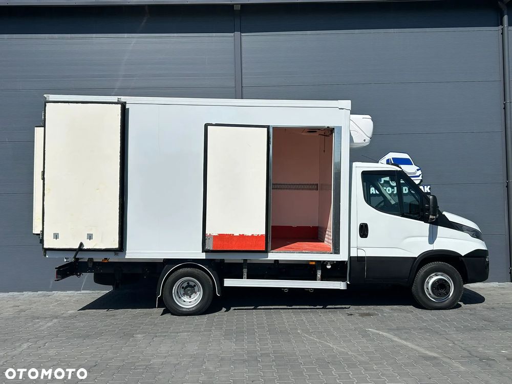 Iveco Daily 72C18 3.0 HPI Chłodnia Mroźnia 8 palet  **230V**Hakówka**Climatronic**Sprowadzony**2018R** - 7