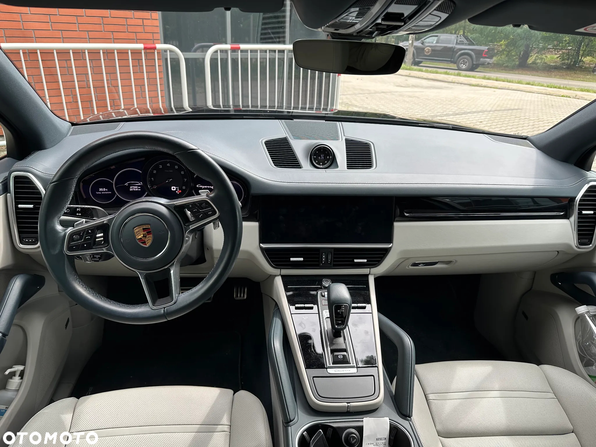 Porsche Cayenne S - 9