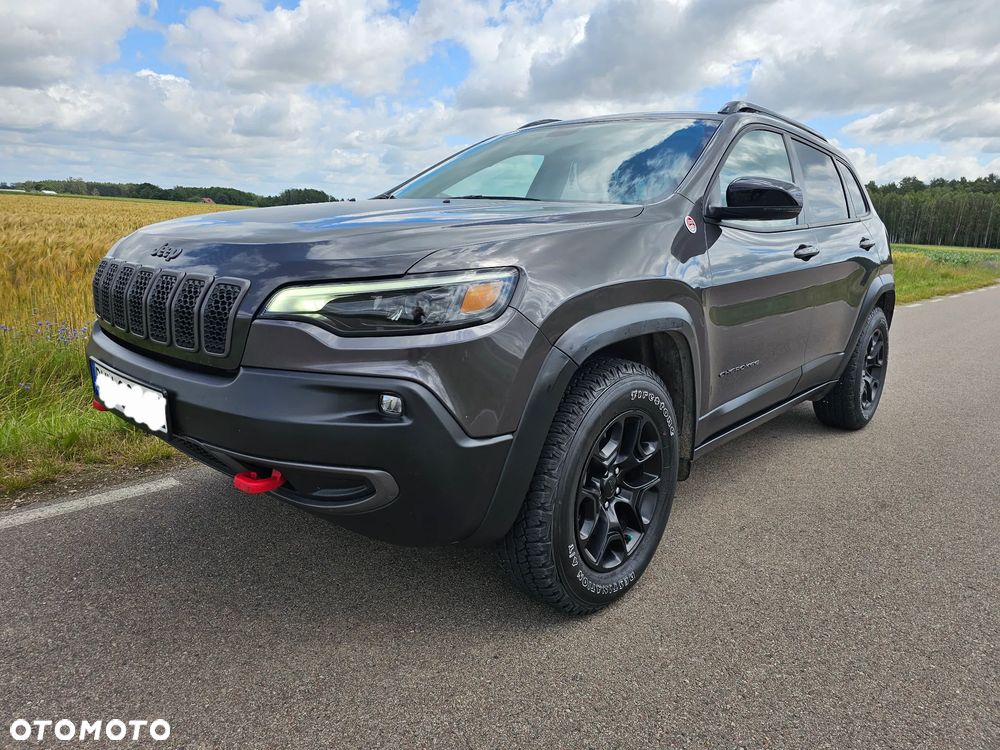 Jeep Cherokee - 13