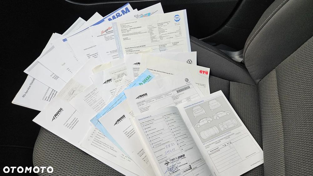 Volkswagen Golf - 39