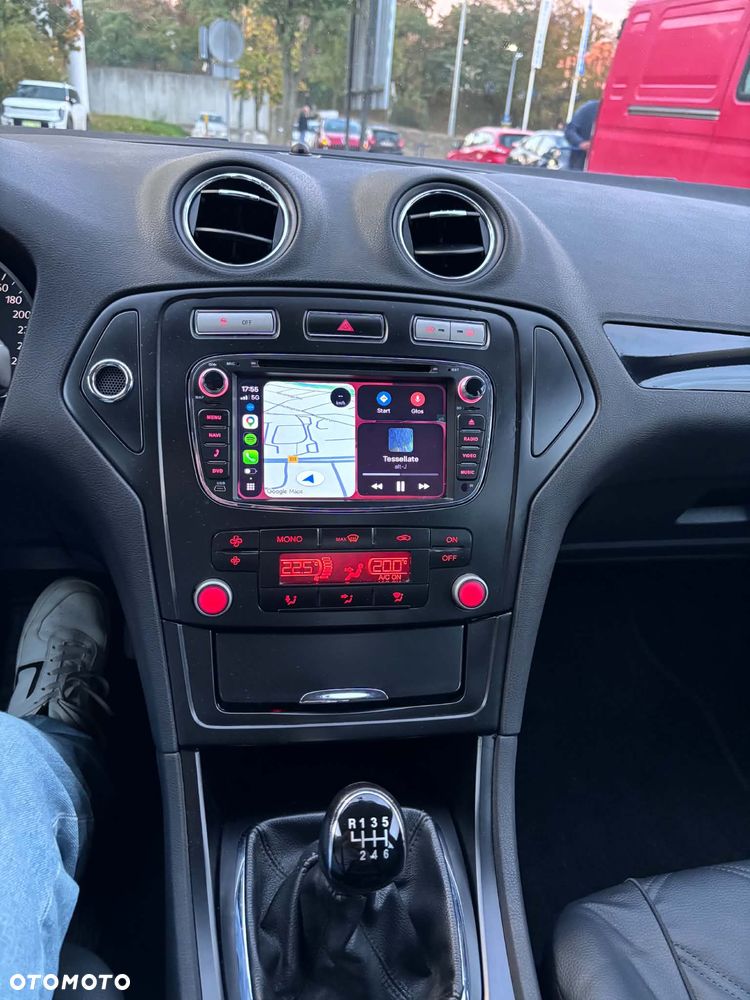 Ford Mondeo - 16
