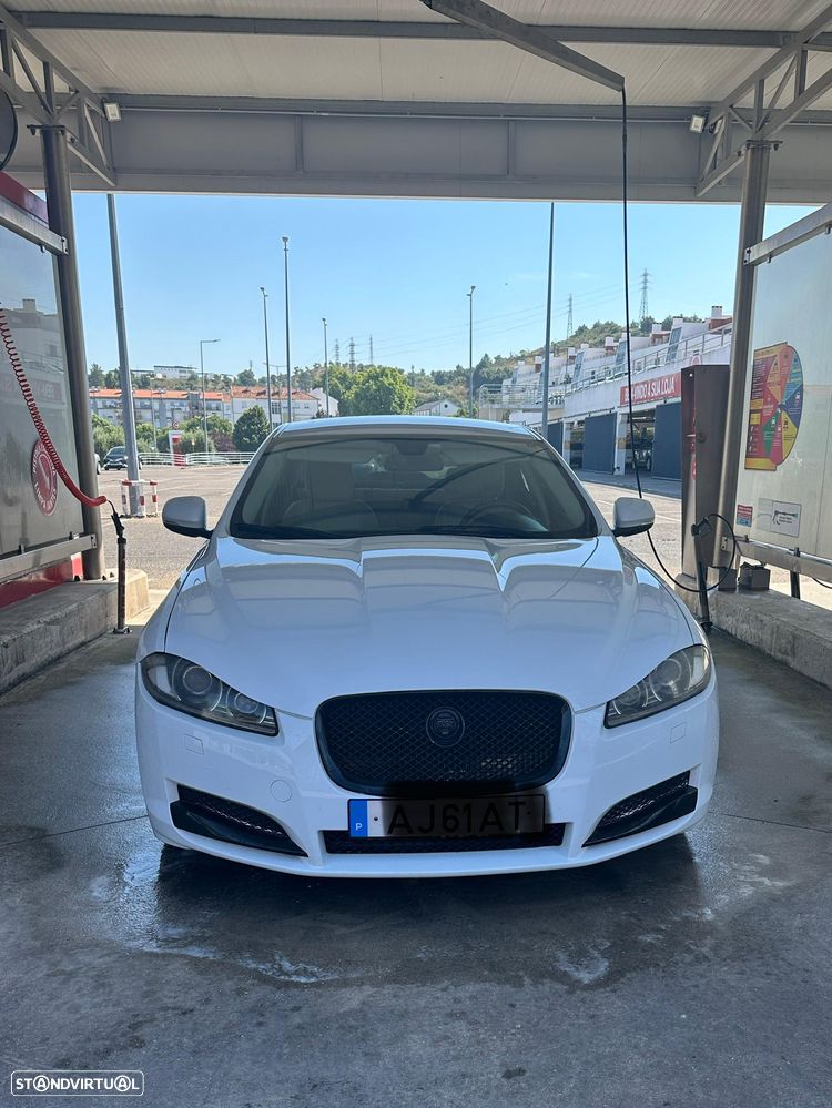 Jaguar XF 3.0 V6 S/C Premium Luxury - 6