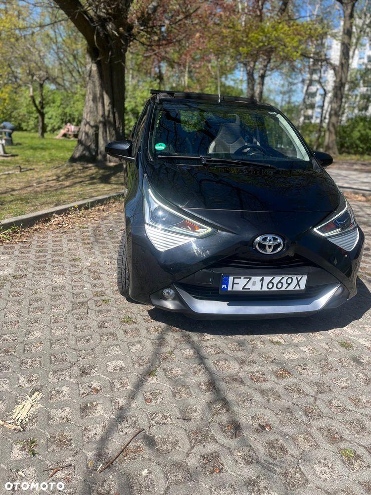 Toyota Aygo x-clusiv - 1