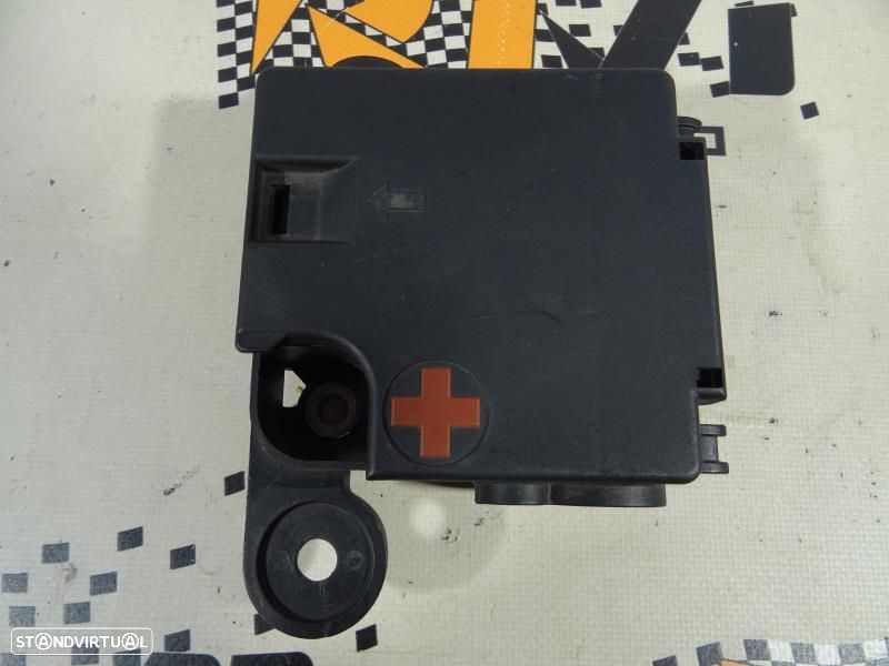 Caixa De Fusível De Bateria Audi A4 (8K2, B8)  8K0937517a / 8K0 937 51 - 2