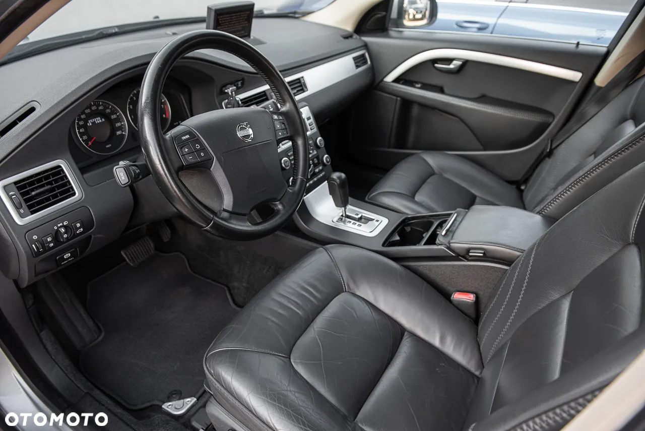 Volvo V70 3.2 AWD Ocean Race - 16