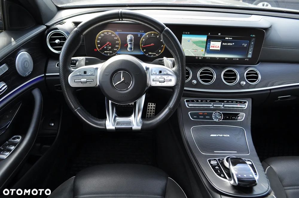 Mercedes-Benz Klasa E - 17